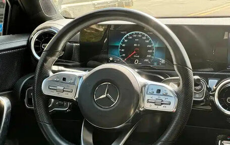 Mercedes-Benz A-Класс, 2022 год, 1 460 999 рублей, 8 фотография