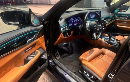 BMW 6 серия, 2018 год, 3 680 000 рублей, 13 фотография