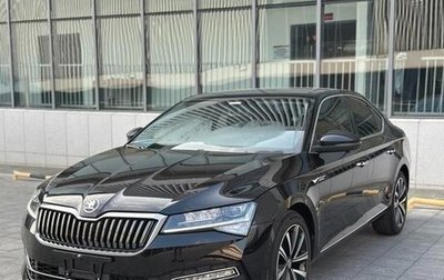 Skoda Superb III рестайлинг, 2025 год, 3 000 000 рублей, 1 фотография