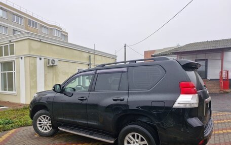 Toyota Land Cruiser Prado 150 рестайлинг 2, 2010 год, 2 550 000 рублей, 3 фотография