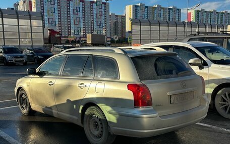 Toyota Avensis III рестайлинг, 2004 год, 850 000 рублей, 4 фотография