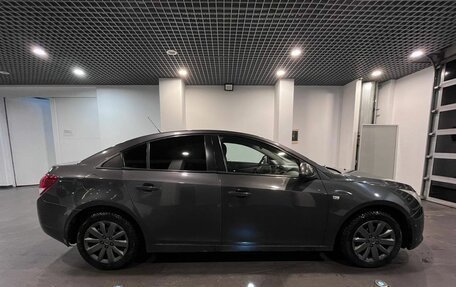 Chevrolet Cruze II, 2010 год, 616 000 рублей, 2 фотография