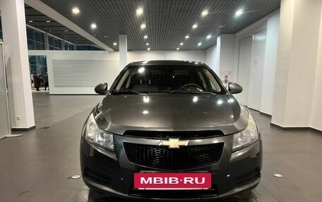 Chevrolet Cruze II, 2010 год, 616 000 рублей, 7 фотография