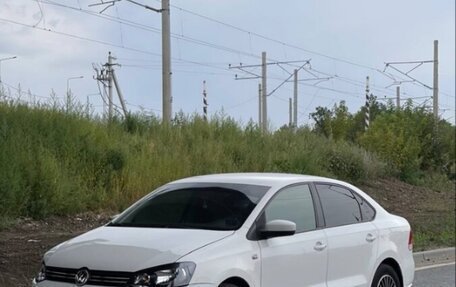 Volkswagen Polo VI (EU Market), 2012 год, 660 000 рублей, 2 фотография