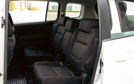 Mazda 5 I рестайлинг, 2008 год, 895 000 рублей, 17 фотография