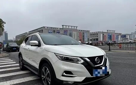 Nissan Qashqai, 2022 год, 1 980 000 рублей, 3 фотография