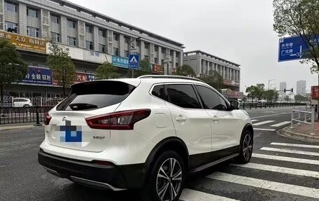 Nissan Qashqai, 2022 год, 1 980 000 рублей, 5 фотография