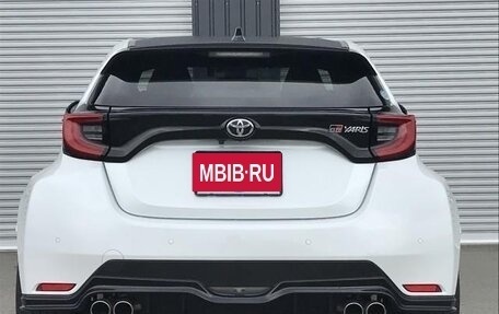 Toyota Yaris, 2020 год, 1 430 555 рублей, 6 фотография