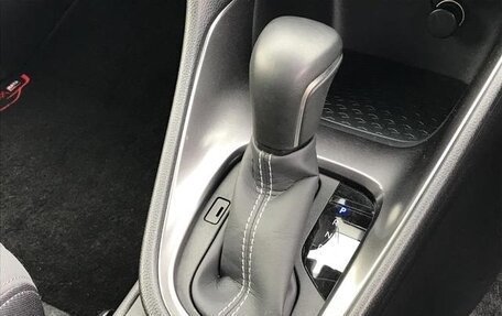 Toyota Yaris, 2020 год, 1 430 555 рублей, 29 фотография