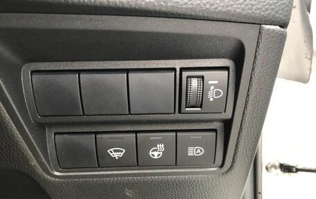 Toyota Yaris, 2020 год, 1 430 555 рублей, 32 фотография