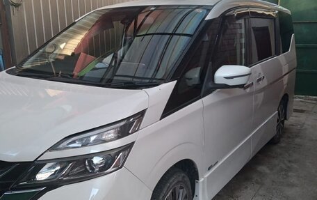 Nissan Serena IV, 2017 год, 2 000 000 рублей, 2 фотография