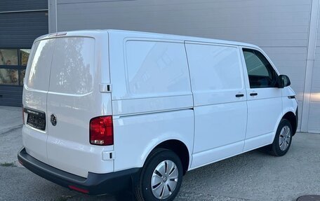 Volkswagen Transporter T6 рестайлинг, 2023 год, 4 200 000 рублей, 2 фотография