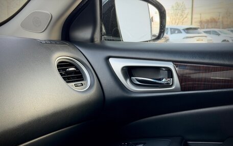 Nissan Pathfinder, 2014 год, 1 790 000 рублей, 22 фотография