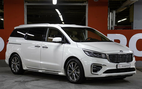 KIA Carnival III, 2018 год, 3 498 000 рублей, 3 фотография