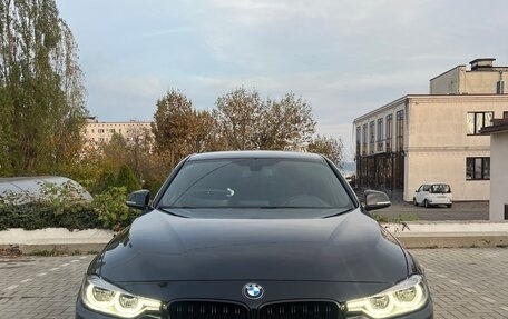 BMW 3 серия, 2018 год, 2 650 000 рублей, 3 фотография