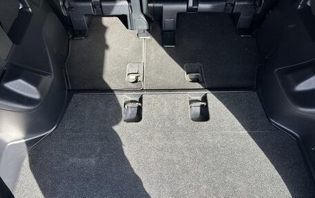 Toyota Voxy III, 2019 год, 1 957 777 рублей, 14 фотография