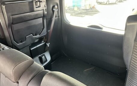 Toyota Voxy III, 2019 год, 1 957 777 рублей, 12 фотография