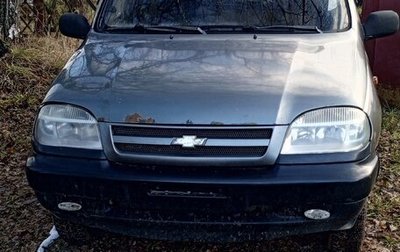 Chevrolet Niva I рестайлинг, 2004 год, 80 000 рублей, 1 фотография