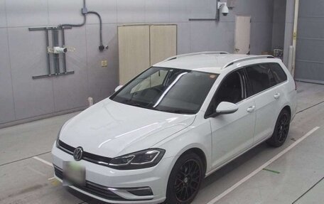 Volkswagen Golf VII, 2018 год, 1 190 000 рублей, 1 фотография