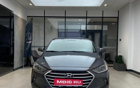 Hyundai Elantra VI рестайлинг, 2016 год, 1 350 000 рублей, 2 фотография