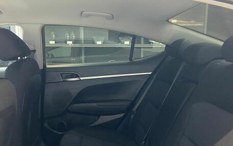 Hyundai Elantra VI рестайлинг, 2016 год, 1 350 000 рублей, 11 фотография