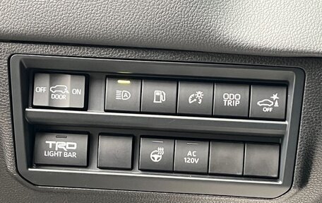 Toyota Sequoia, 2025 год, 15 000 000 рублей, 22 фотография