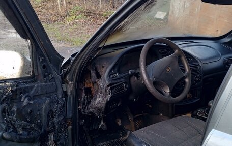 Chevrolet Niva I рестайлинг, 2004 год, 80 000 рублей, 5 фотография