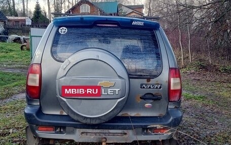 Chevrolet Niva I рестайлинг, 2004 год, 80 000 рублей, 2 фотография