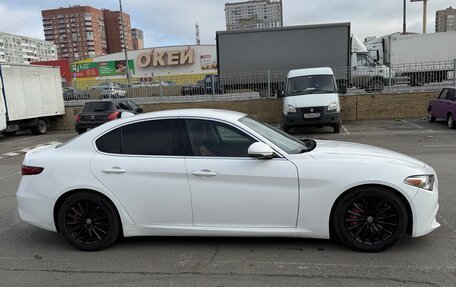 Alfa Romeo Giulia II, 2019 год, 4 200 000 рублей, 5 фотография