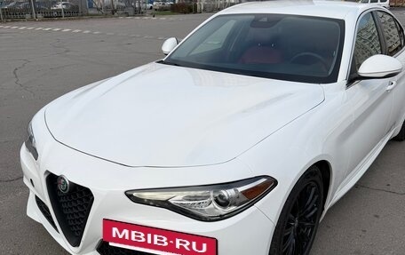 Alfa Romeo Giulia II, 2019 год, 4 200 000 рублей, 8 фотография