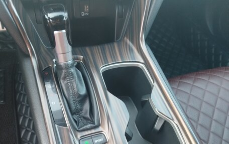 Honda Accord IX рестайлинг, 2017 год, 1 850 000 рублей, 13 фотография