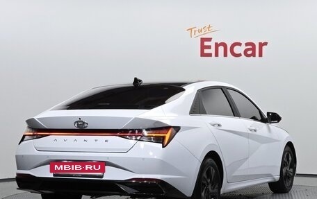 Hyundai Avante, 2021 год, 1 900 000 рублей, 3 фотография