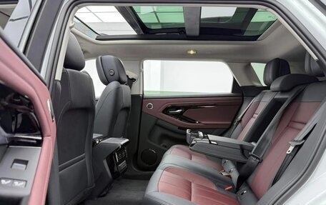 Land Rover Range Rover Evoque II, 2025 год, 8 790 000 рублей, 12 фотография