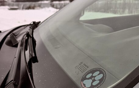 Toyota Avensis III рестайлинг, 2004 год, 650 000 рублей, 11 фотография