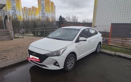 Hyundai Solaris II рестайлинг, 2020 год, 885 000 рублей, 3 фотография