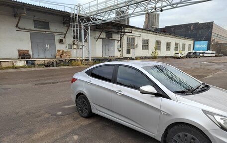 Hyundai Solaris II рестайлинг, 2012 год, 650 000 рублей, 5 фотография