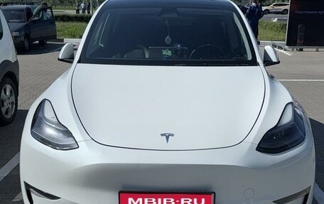 Tesla Model Y I, 2021 год, 4 190 000 рублей, 1 фотография