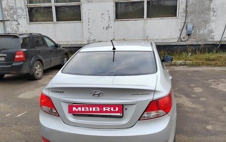 Hyundai Solaris II рестайлинг, 2012 год, 650 000 рублей, 4 фотография