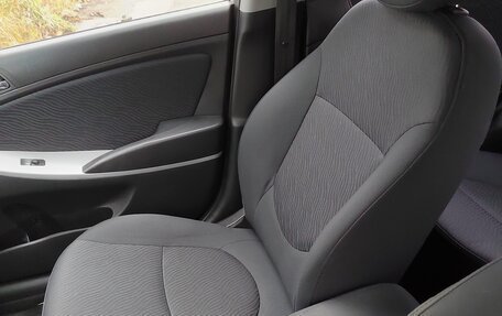 Hyundai Solaris II рестайлинг, 2012 год, 650 000 рублей, 13 фотография