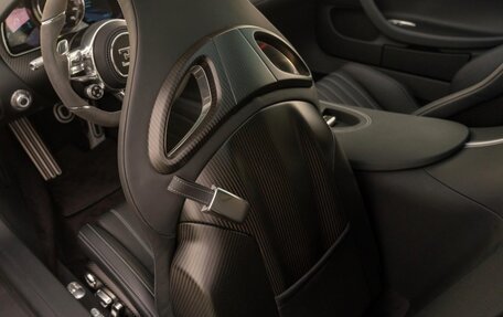 Bugatti Chiron, 2021 год, 416 518 496 рублей, 9 фотография