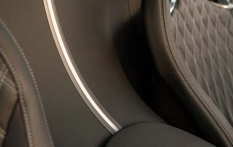 Bugatti Chiron, 2021 год, 416 518 496 рублей, 8 фотография