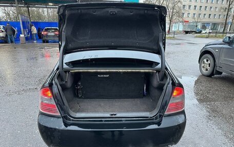 Subaru Legacy IV, 2004 год, 949 000 рублей, 6 фотография