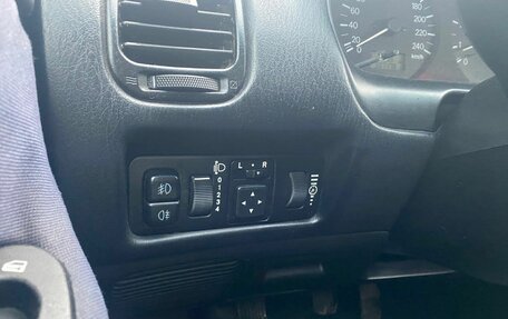 Mitsubishi Carisma I, 2002 год, 365 000 рублей, 16 фотография