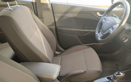 Hyundai Solaris II рестайлинг, 2021 год, 1 550 000 рублей, 13 фотография