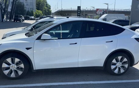 Tesla Model Y I, 2021 год, 4 190 000 рублей, 2 фотография