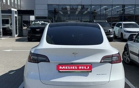 Tesla Model Y I, 2021 год, 4 190 000 рублей, 3 фотография