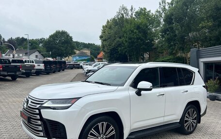 Lexus LX, 2024 год, 19 700 000 рублей, 2 фотография