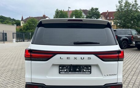 Lexus LX, 2024 год, 19 700 000 рублей, 5 фотография