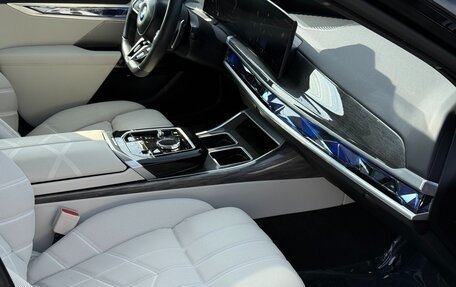 BMW 7 серия, 2025 год, 17 290 600 рублей, 26 фотография