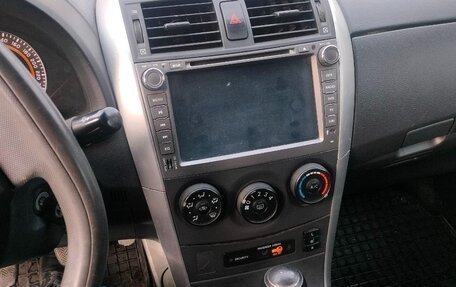 Toyota Corolla, 2011 год, 1 090 000 рублей, 7 фотография